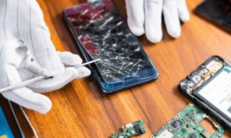 Από την εμπειρία μας στα service – ποια κινητά βγάζουν συχνότερα βλάβες