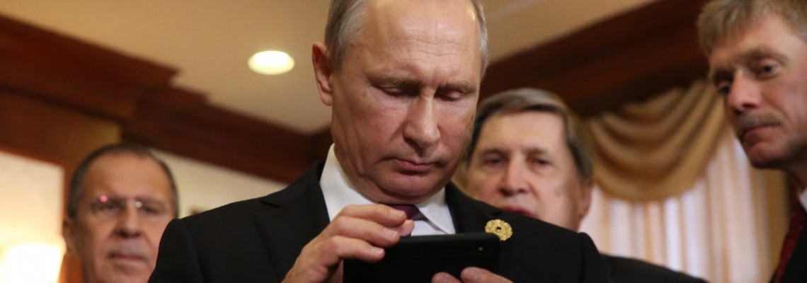 Putin:  Απαγορεύει τα iPhone υπό τον φόβο κατασκοπίας από τους Αμερικανούς